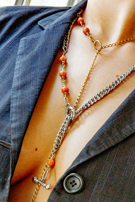 ORANGE CALCITE TOGGLE BRASS FINE CURB