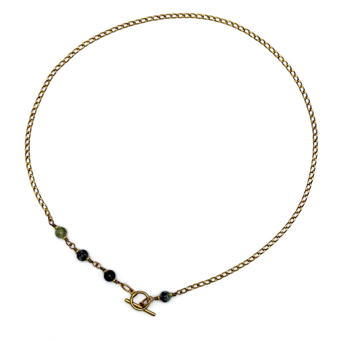PREHNITE TOGGLE BRASS FINE CURB