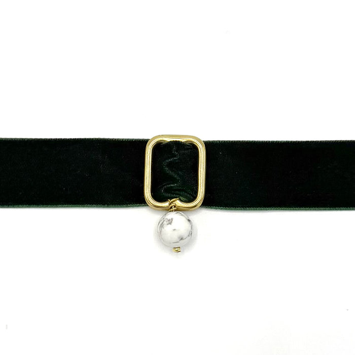 HOWLITE + FOREST RIBBON